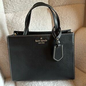 Black leather Kate Spade handbag with detachable shoulder/cross body strap